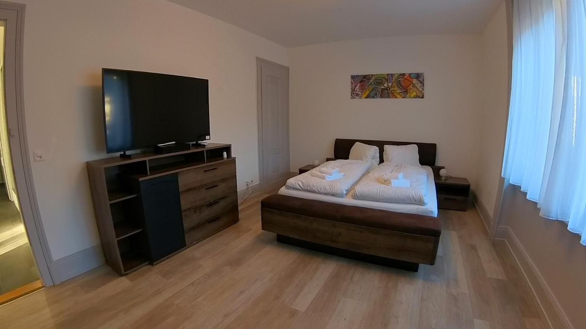 Henry'S Apartments อินเทอร์ลาเคน ภายนอก รูปภาพ